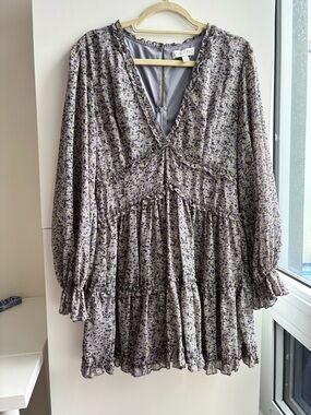 She + Sky Lavender Floral Tiered V-Neck Mini Dress